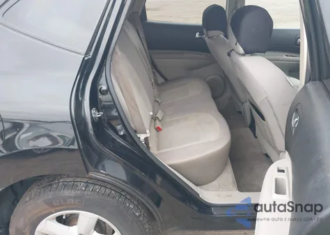 2010 Nissan Rogue S z USA, uszkodzony, nr VIN JN8AS5MV0AW126878